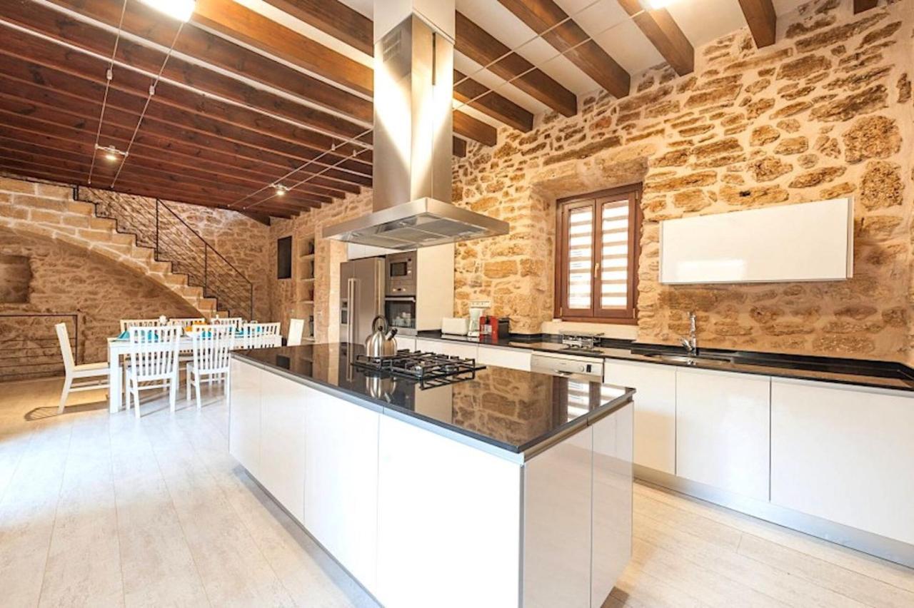 Casa Sa Pedra, En El Centro Historico De Alcudia Villa Eksteriør billede
