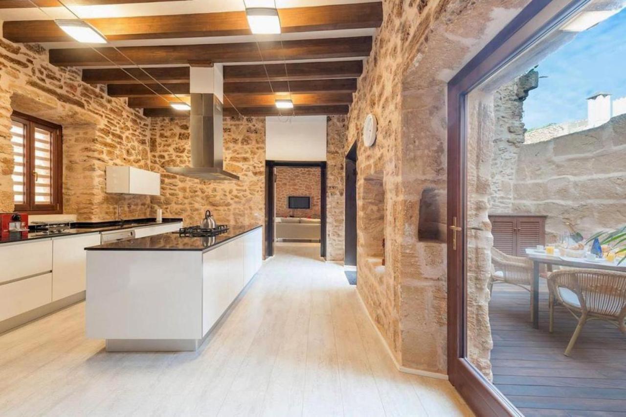 Casa Sa Pedra, En El Centro Historico De Alcudia Villa Eksteriør billede